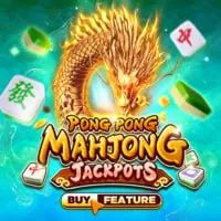 Người chia bài đang chia bài Baccarat tại PK8